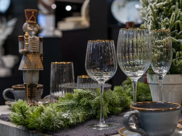 biały żołnierzyk świąteczny figurka dekoracyjna 31 cm Holy Time Villa Italia