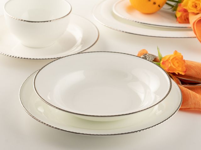 Porcelana kostna