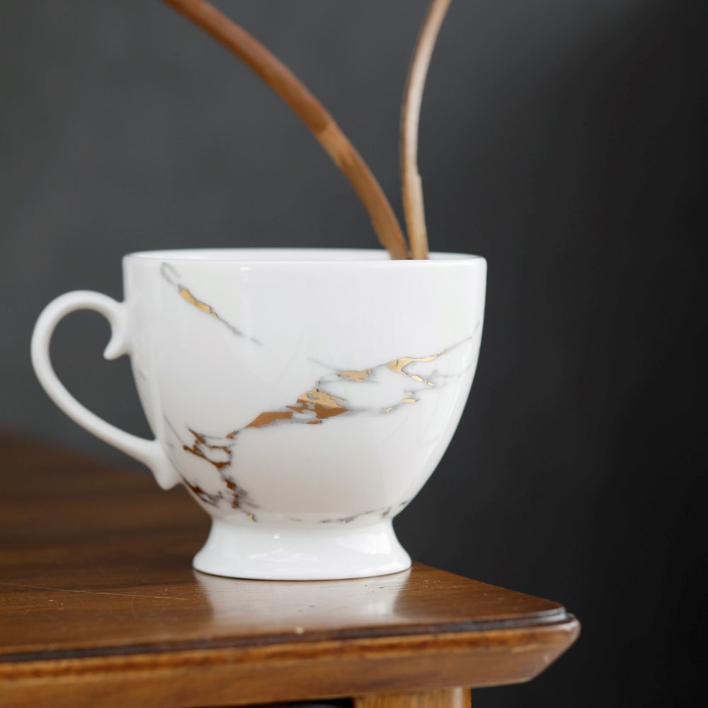 duży kubek porcelanowy