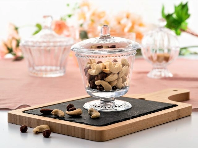 Cukiernica szklana - pojemnik na cukier