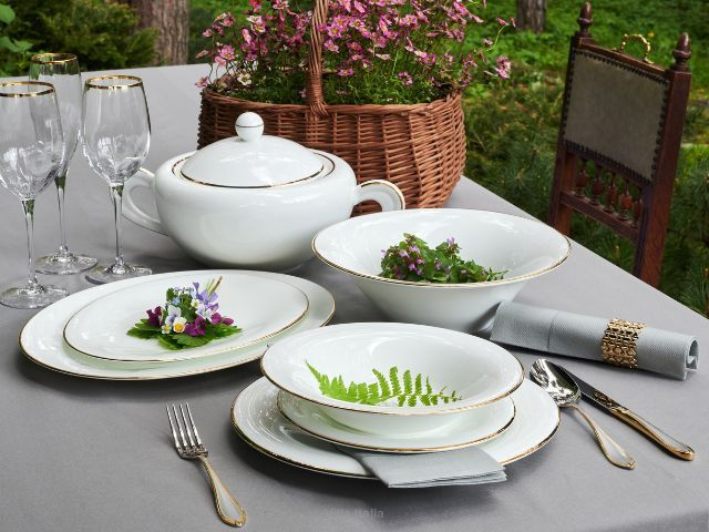 Porcelanowe serwisy obiadowe - dlaczego warto zainwestować w porcelanę?