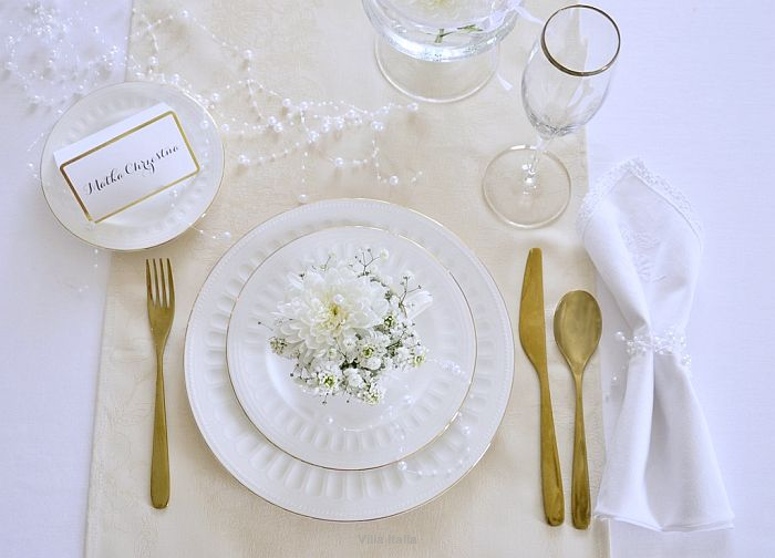 Dekoracje stołu komunijnego – przykłady i inspiracje