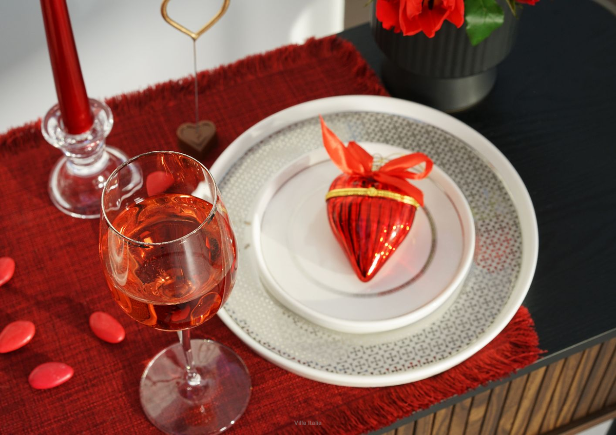 Pomysł na Walentynki w domu – jak zorganizować niespodziankę dla Niej i dla Niego?