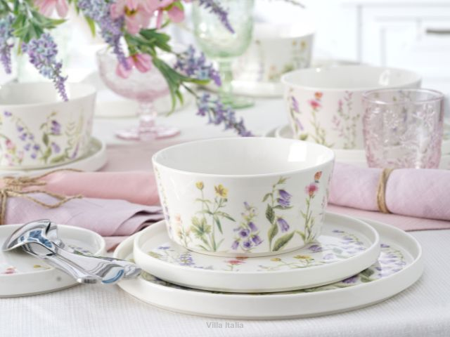 Głębokie talerze do zupy z porcelany i nie tylko. Naczynia, które sprawdzą się w każdej kuchni.