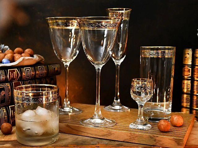 Jakie kieliszki do wina, whisky i innych alkoholi? Rodzaje kieliszków w praktyce