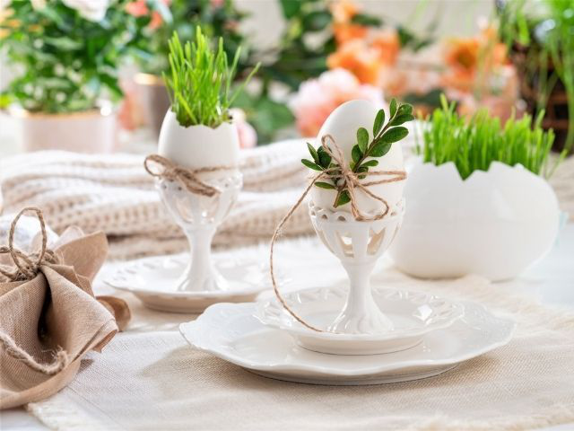 Ozdoby świąteczne na Wielkanoc – wprowadź wiosenny akcent do swojego domu! Pomysły na dekorację stołu i wnętrza.