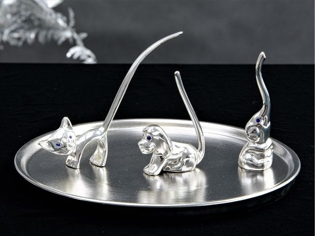 Jak dbać o wyroby posrebrzane – czym czyścić platery?