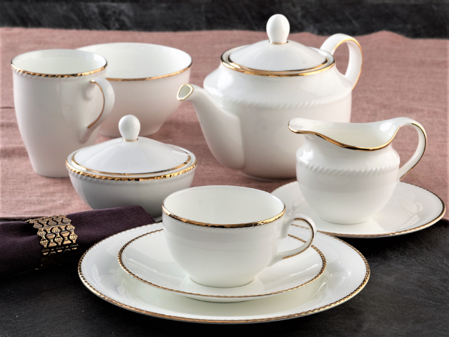 Pomysły na wyjątkowy prezent na ślub